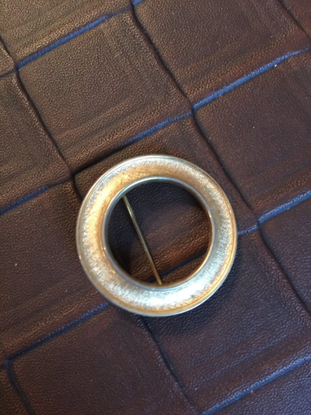 Vintage Crown Trifari Brushed Gold Tone Circle Brooch/Pin